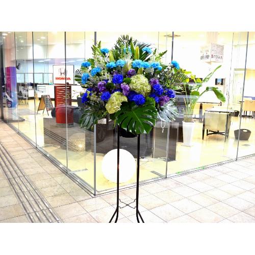 ���j���p�@�X�^���h�� �@��i�@�u���[�n�@(�J�[�l�[�V�����ƃ����̃X�^���h�ԁj�J�X�j���A�J�Əj���A���N�j���A����A�R���T�[�g�A���C�u�A�W����A���\��2