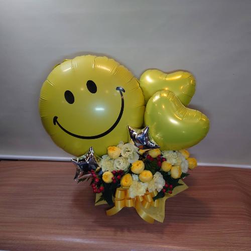 �L���[�g�ȁu�j�R�����v�o���[���A�����W�����g�uSmile/�X�}�C���v