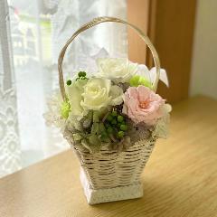 �v���U�[�u�h�t�����[ �z���C�g�o�X�P�b�g���[�u