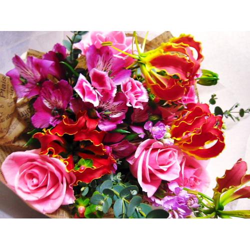 �g��