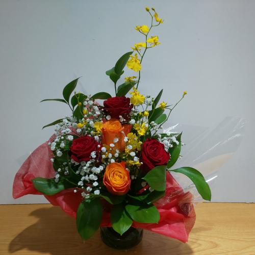 �K���X�̊�Ƀo���̃A�����W�����g