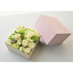 ��������BOX�A�����W�����g�y�z���C�g�z